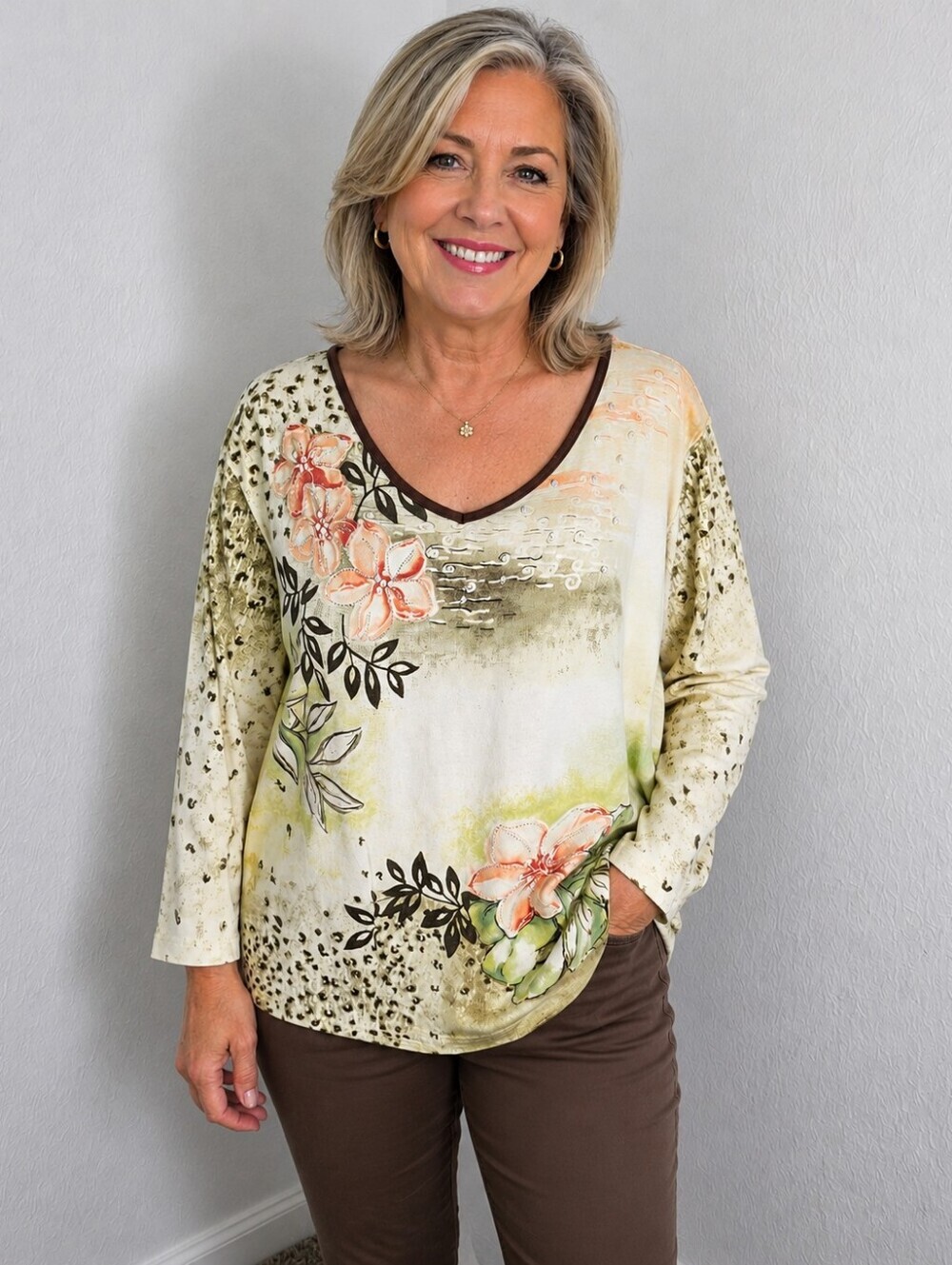 Napa Valley Floral Cream Top with Peach, Yellow, Green & Brown Trim, Size 3X